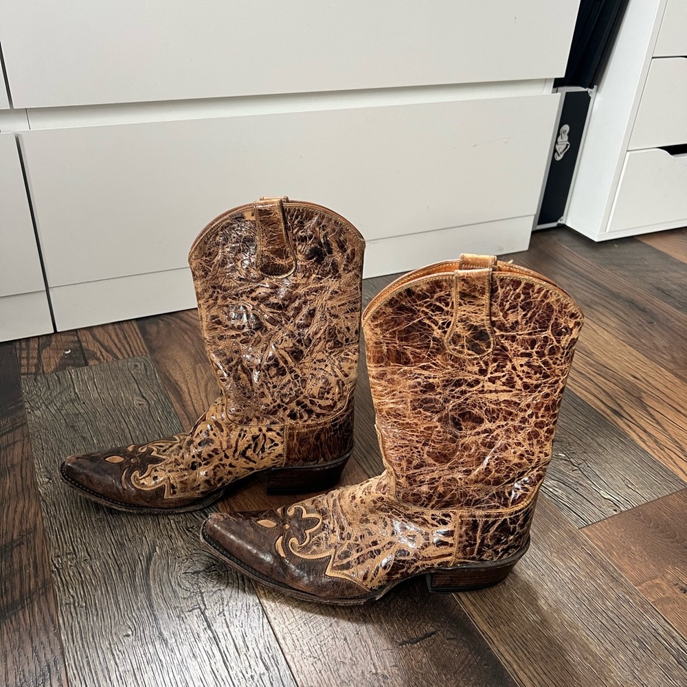 Lucchese Diva cowgirl boots